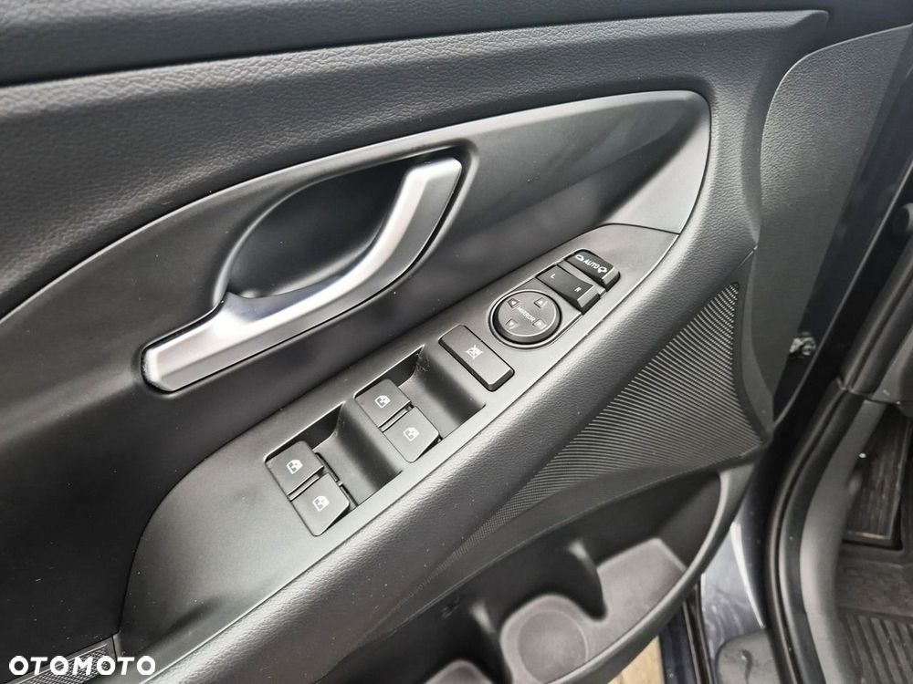 Hyundai i30 1.0 T-GDI Smart - 23