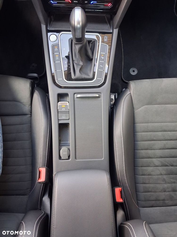 Volkswagen Passat - 40