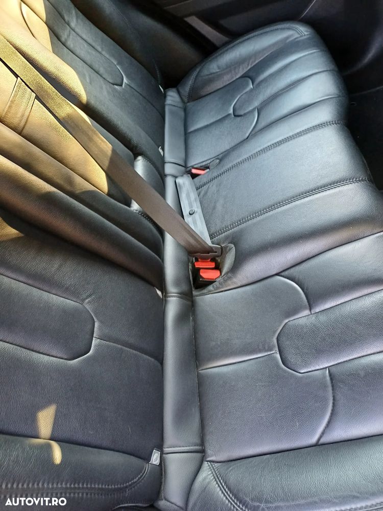 Land Rover Range Rover Evoque - 8