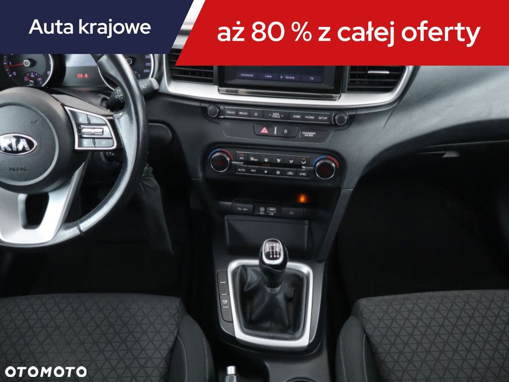 Kia Ceed - 14