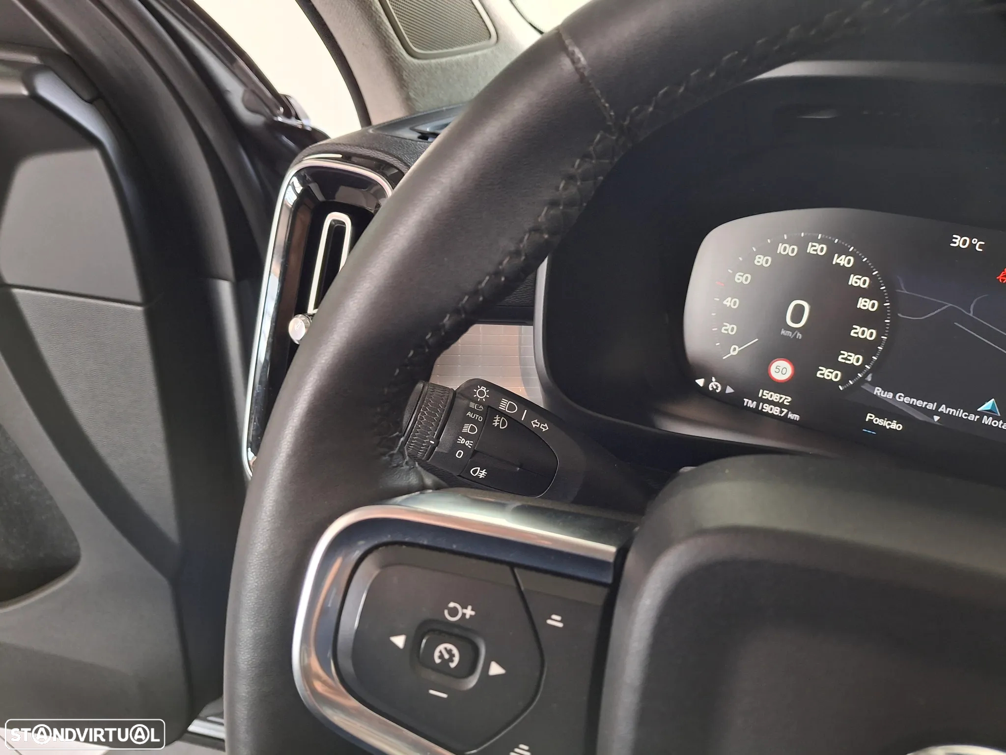 Volvo XC 40 2.0 D3 Momentum - 13