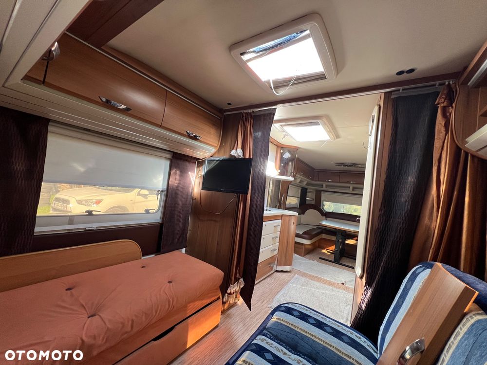 Hobby PREMIUM 610 2013r. I inne Fendt DIAMANT 590 i LMC kondor 650 i Caravelair PRESTIGE 610 i Dethlefs EMOTION 700 i Tabbert VIVALDI 450 i Caravelair RUBIS 395 - 7