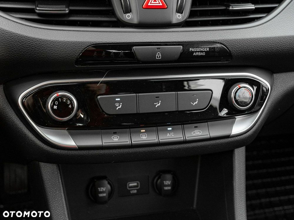 Hyundai i30 1.0 T-GDI Modern - 18