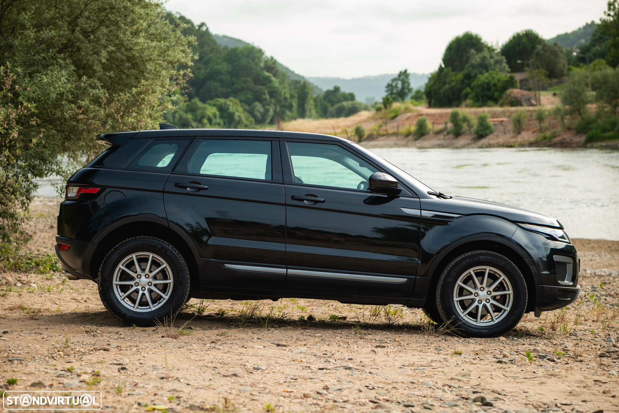 Land Rover Range Rover Evoque 2.0 D150 R-Dynamic - 5