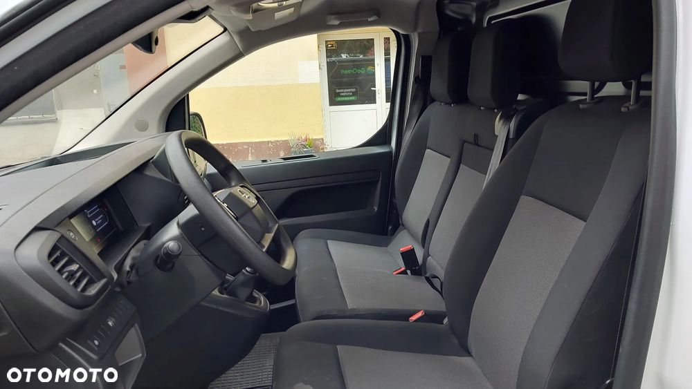Opel Vivaro - 9