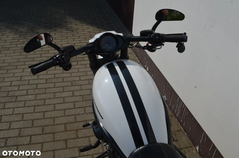 Harley-Davidson V-Rod Night Rod - 20