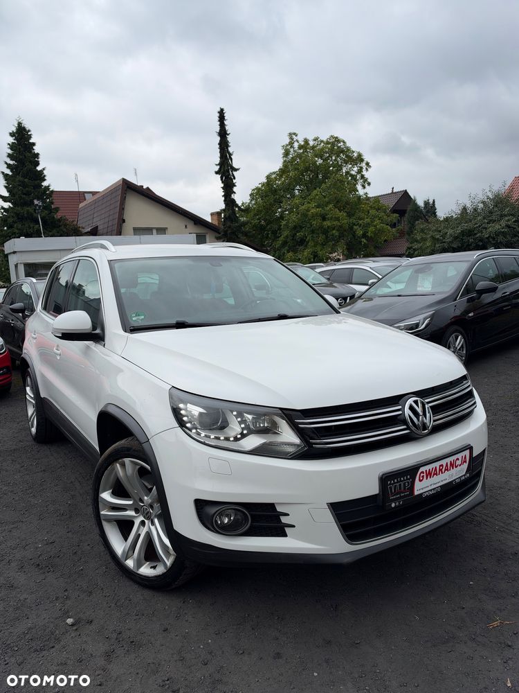 Volkswagen Tiguan - 1