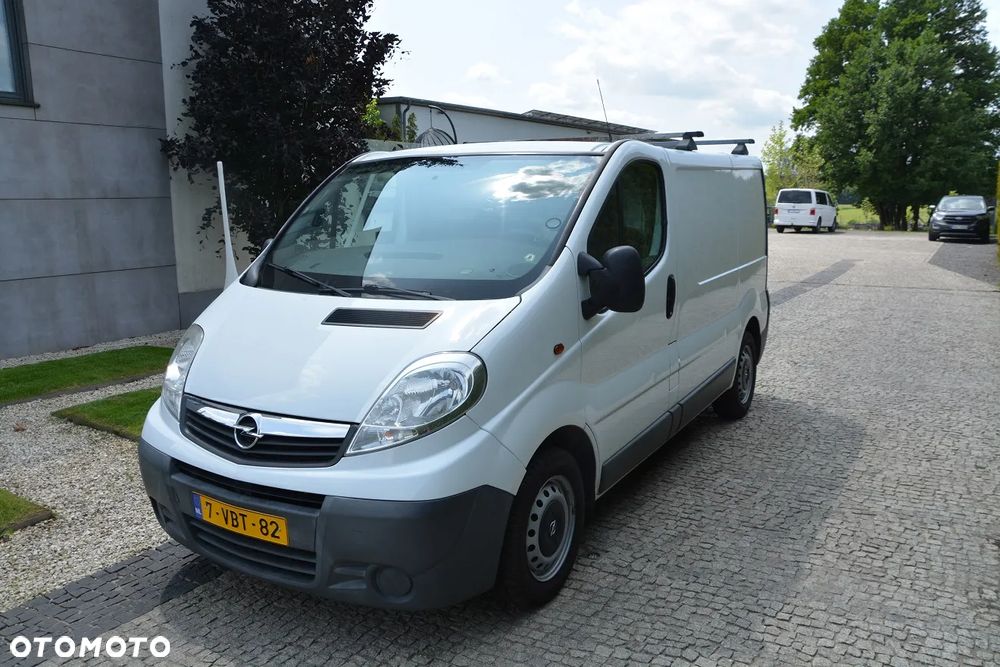 Opel Vivaro - 2