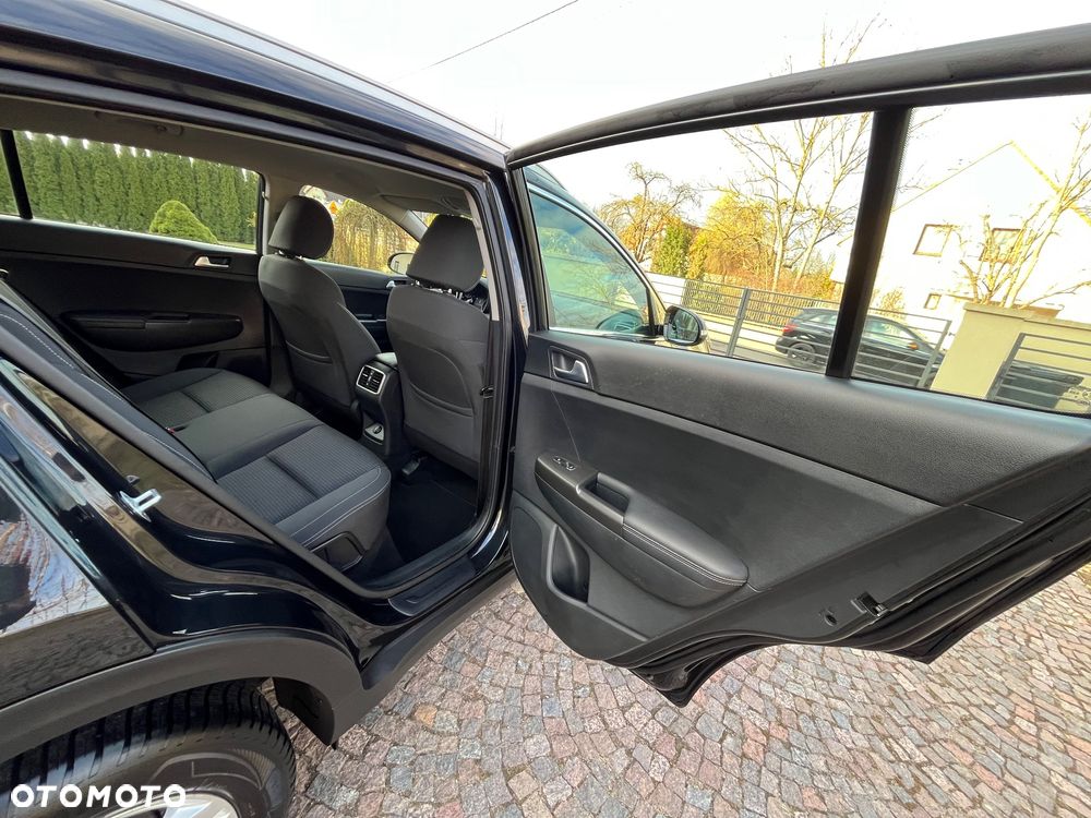 Kia Sportage 1.6 GDI L 2WD - 39