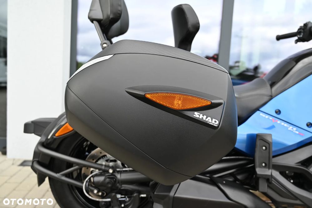 Can-Am Spyder - 24