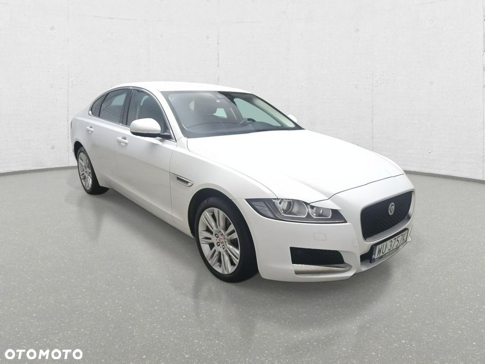 Jaguar XF - 1