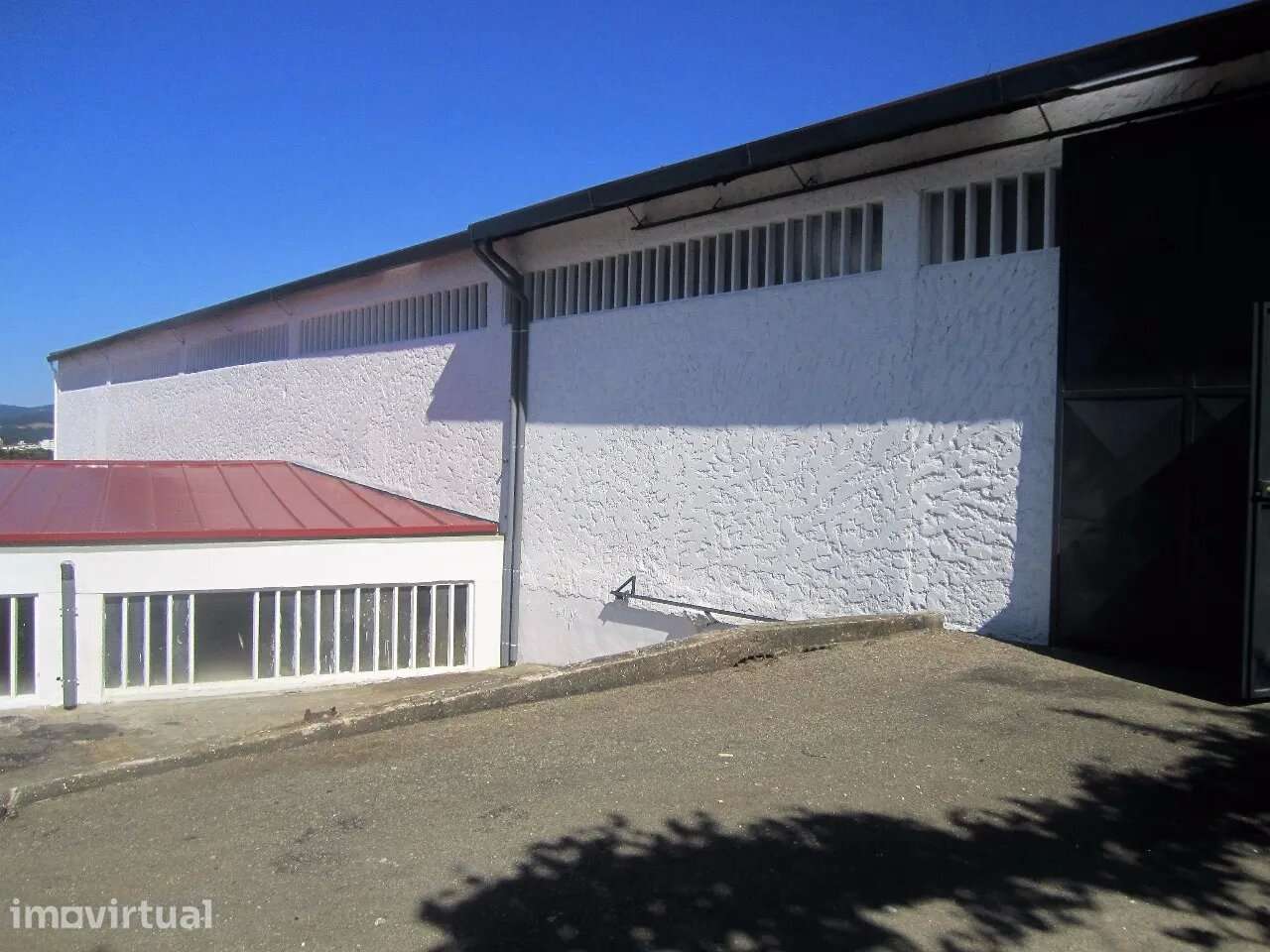 Arrendar Pavilhão na Vila de Cucujães, Oliveira de Azeméis - Grande imagem: 5/8