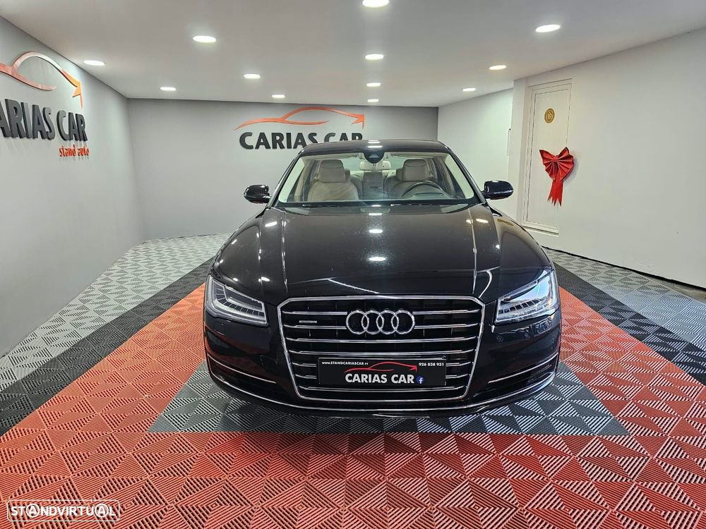 Audi A8 — photo 3