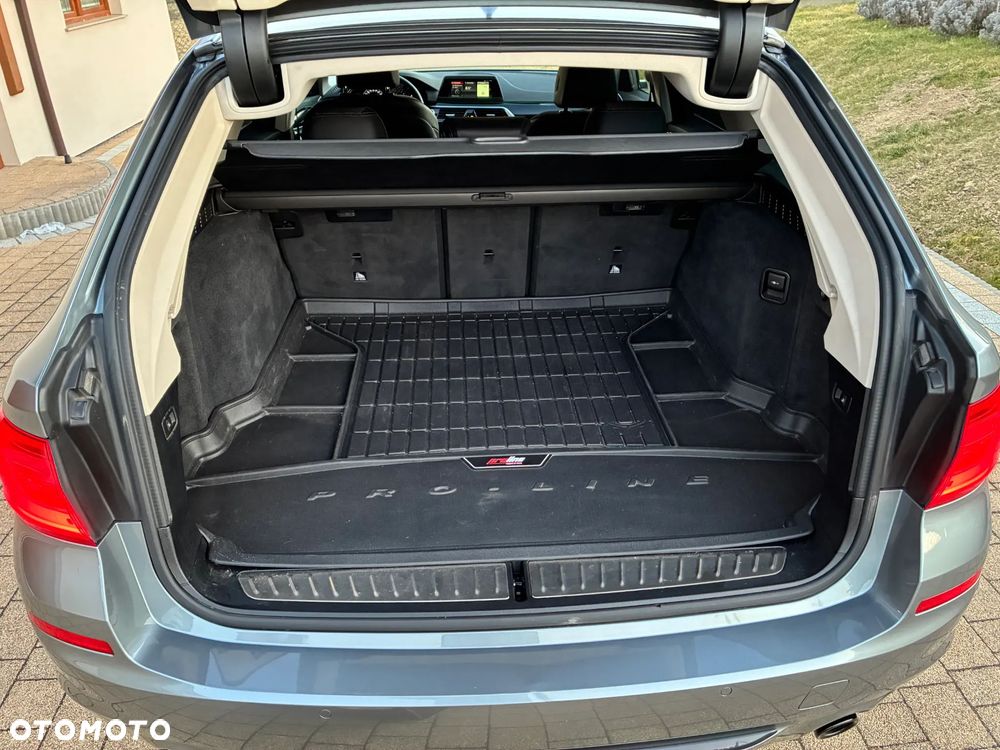 BMW Seria 5 520d Sport Line sport - 4