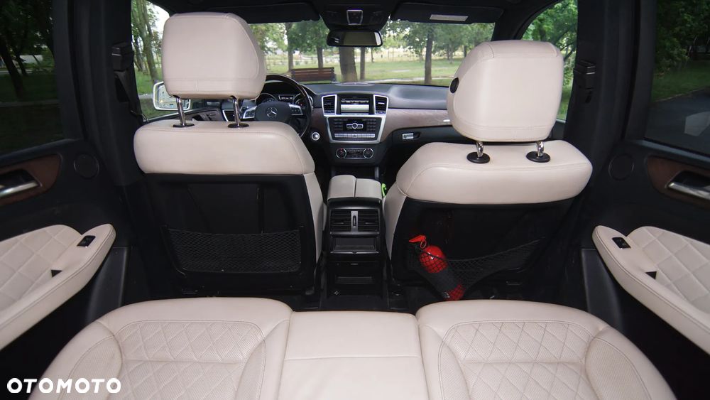 Mercedes-Benz ML - 19