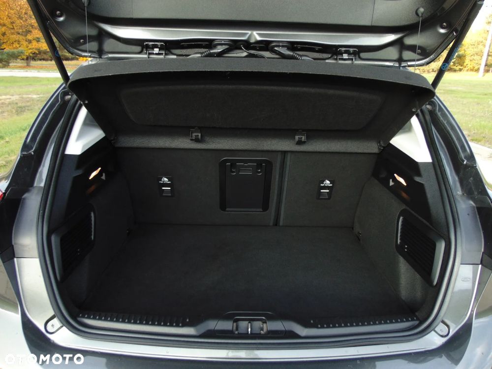 Ford Focus 1.0 EcoBoost Start-Stopp-System COOL&CONNECT DESIGN - 22