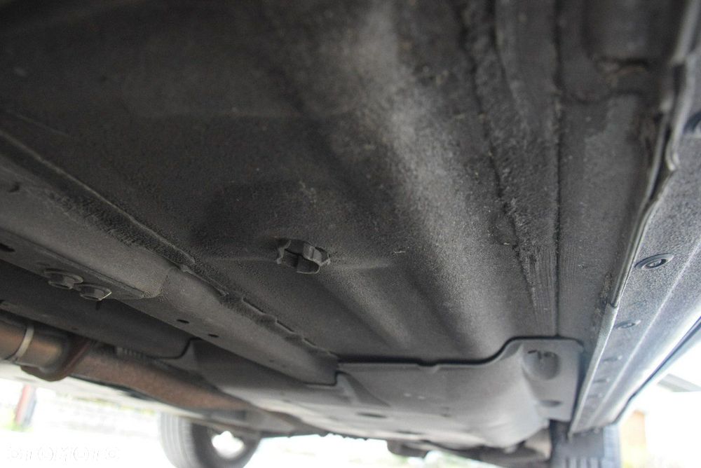 Nissan Qashqai 1.6 dCi 4x4 360 S&S - 29