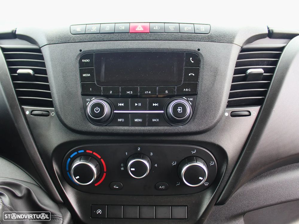 Iveco Daily 35S16 Longa 2023 com IVA - 12