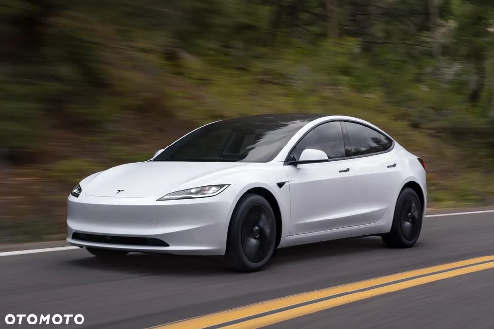 Tesla Model 3 RWD - 6