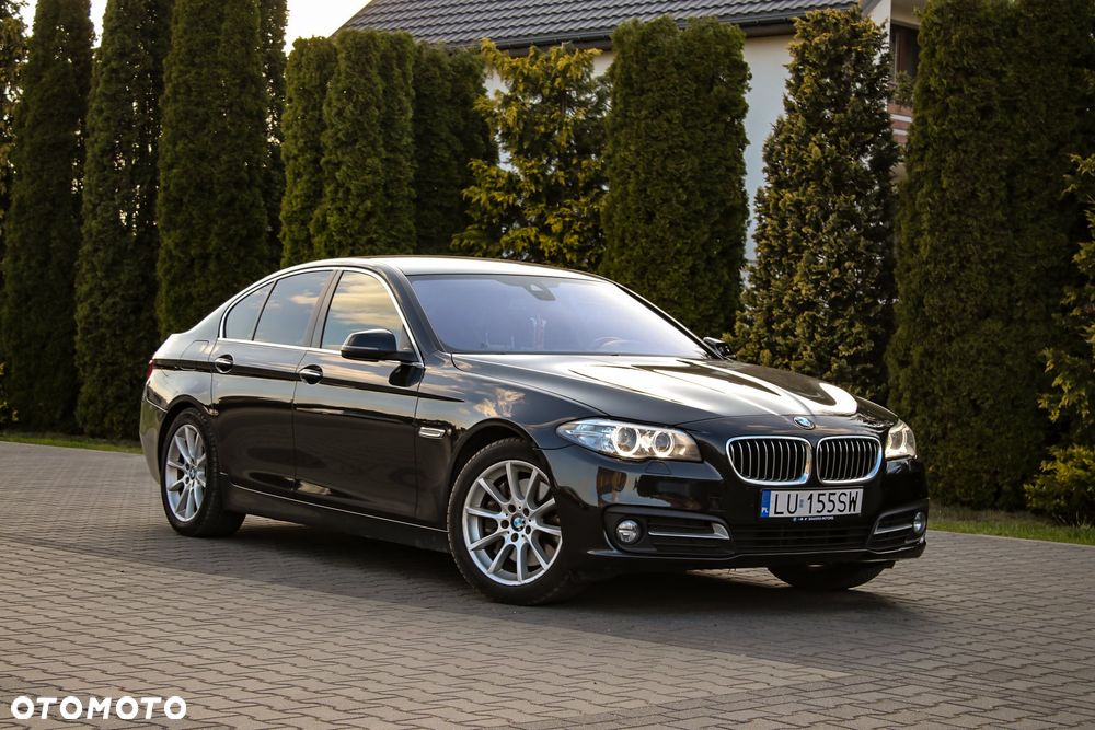 BMW Seria 5 525d xDrive Sport-Aut - 17