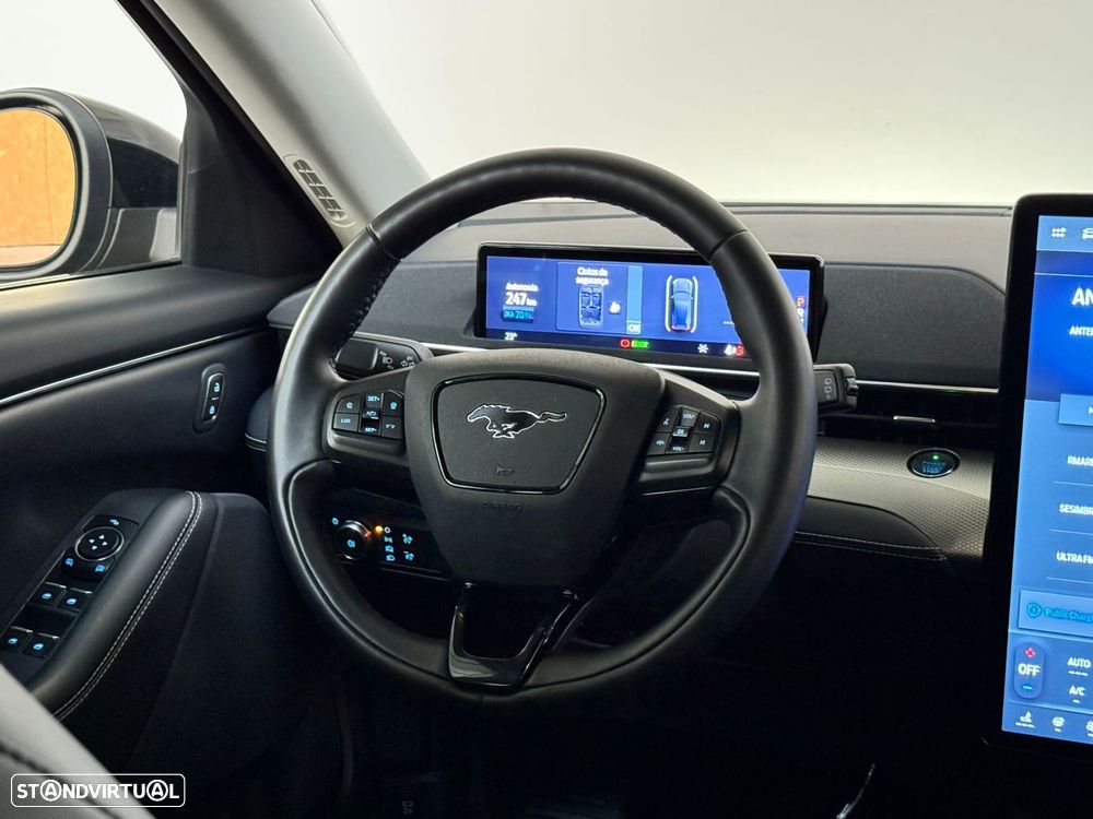 Ford Mustang Mach-E 72.6 kWh Base - 31
