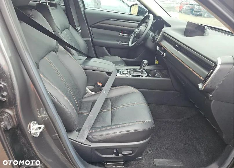Mazda CX-50 - 11