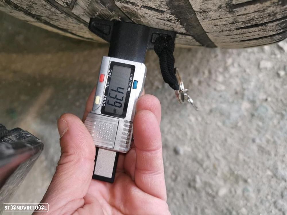 Volvo XC 90 2.0 D4 R-Design - 20