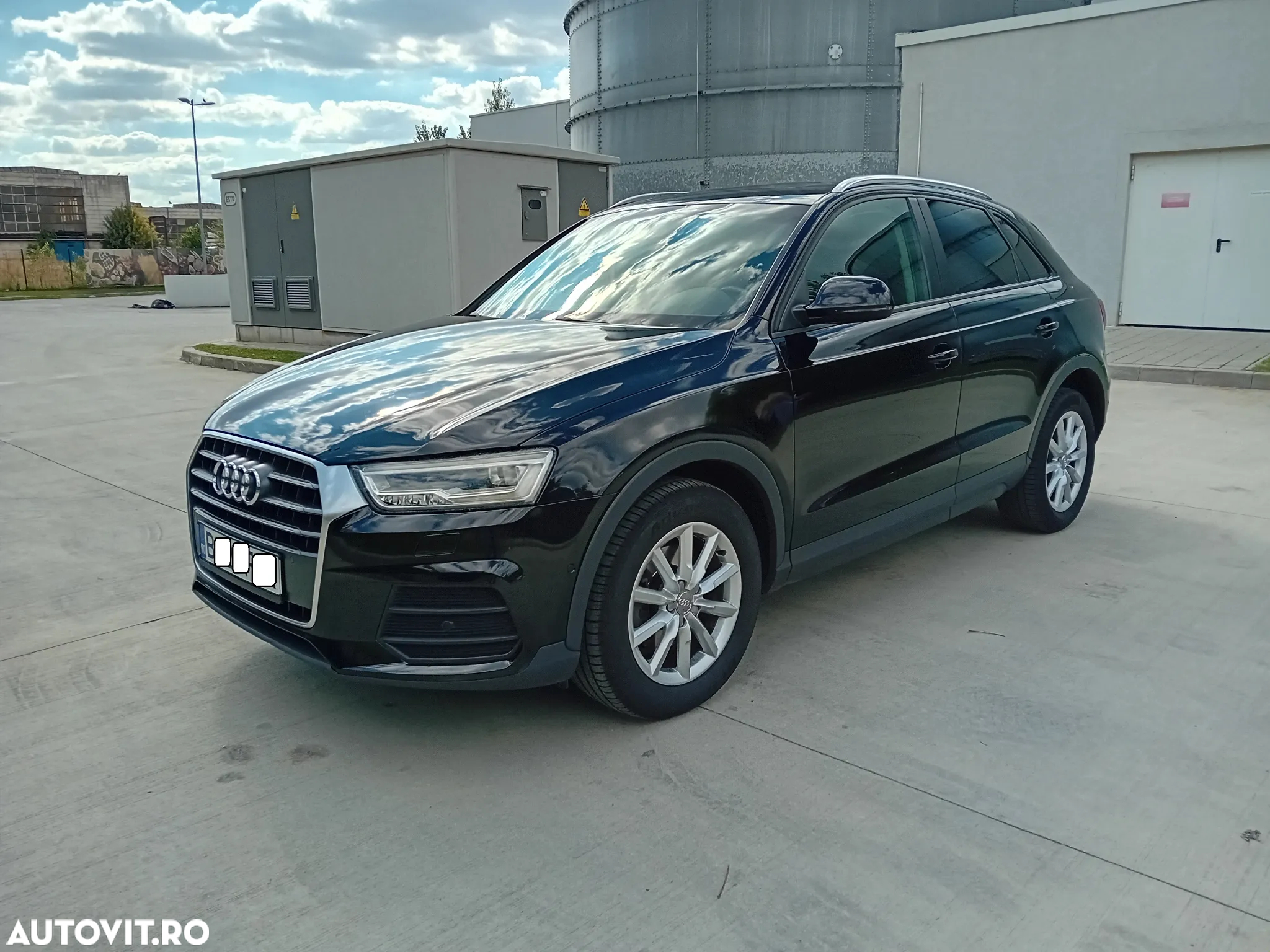 Audi Q3 2.0 TDI Quattro Stronic Design - 2