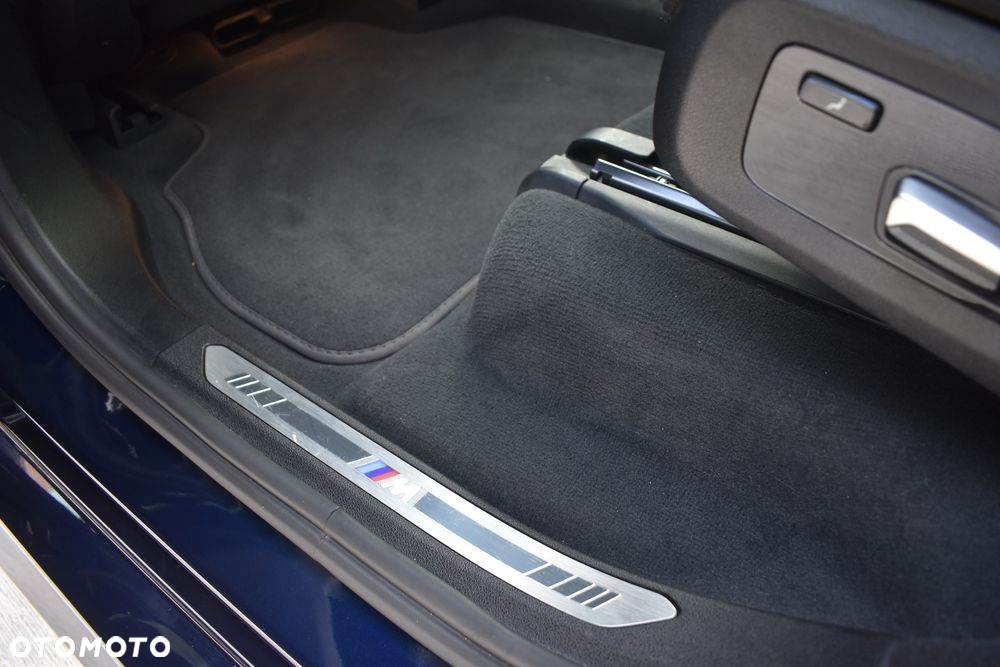 BMW X7 M50i sport - 9