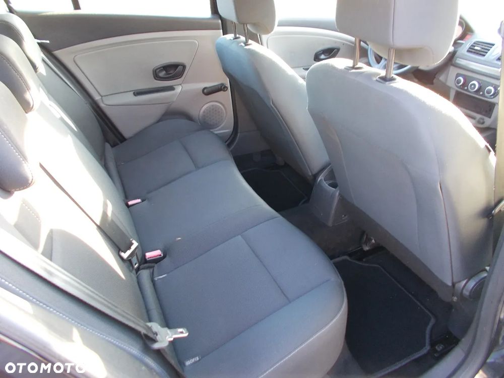 Renault Megane 1.6 16V Expression - 15