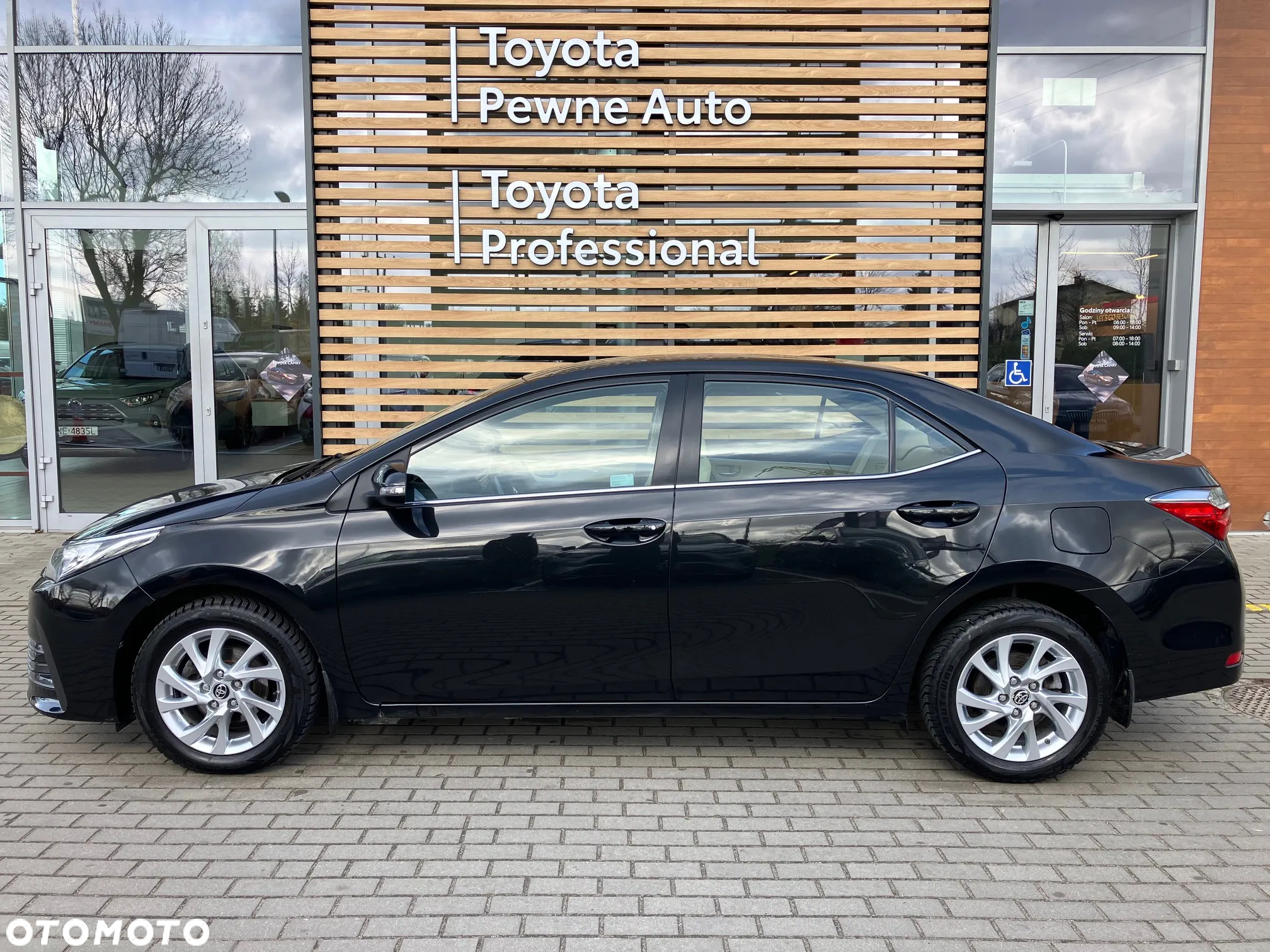 Toyota Corolla 1.6 Comfort - 3
