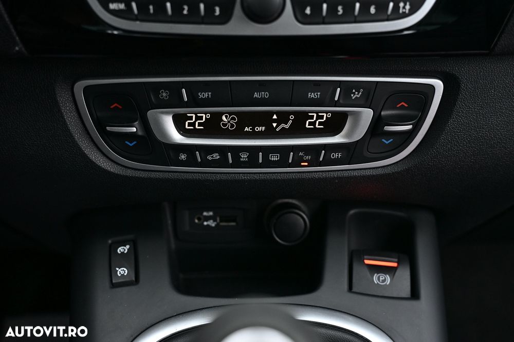 Renault Grand Scenic dCi 130 FAP Start & Stop Bose Edition - 21