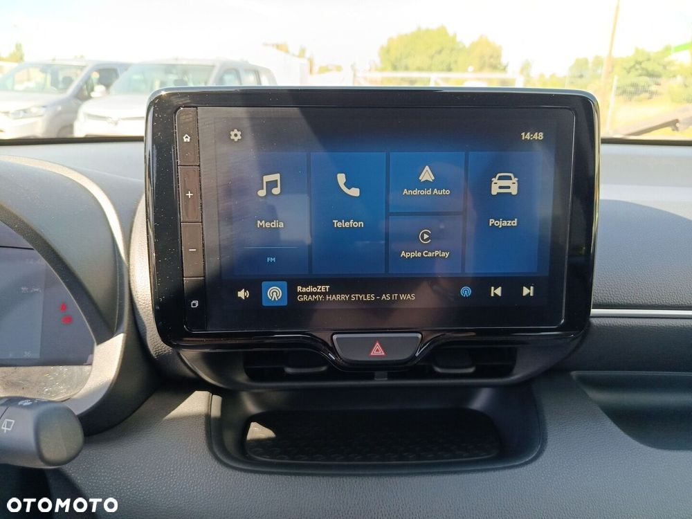 Toyota Yaris Hybrid 1.5 Style - 19