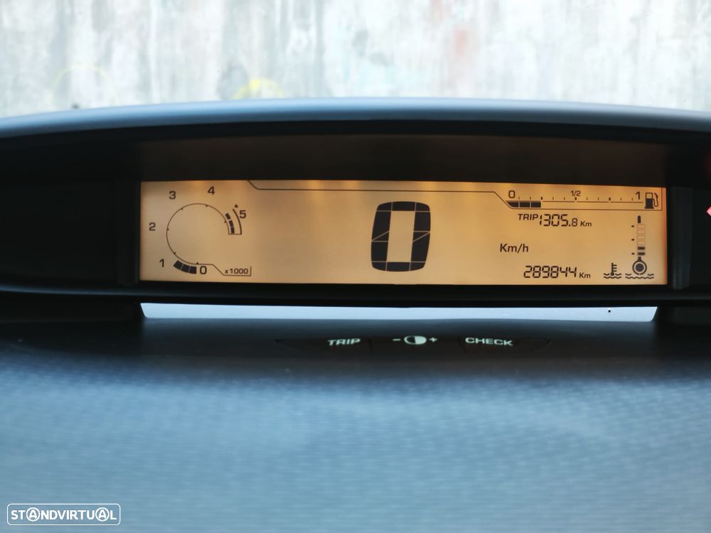 Citroën C4 1.6 HDi Business - 12