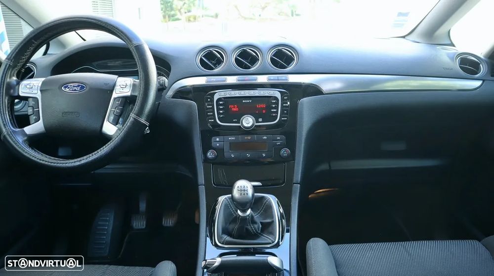 Ford S-Max 2.0 TDCi Titanium 7L - 48