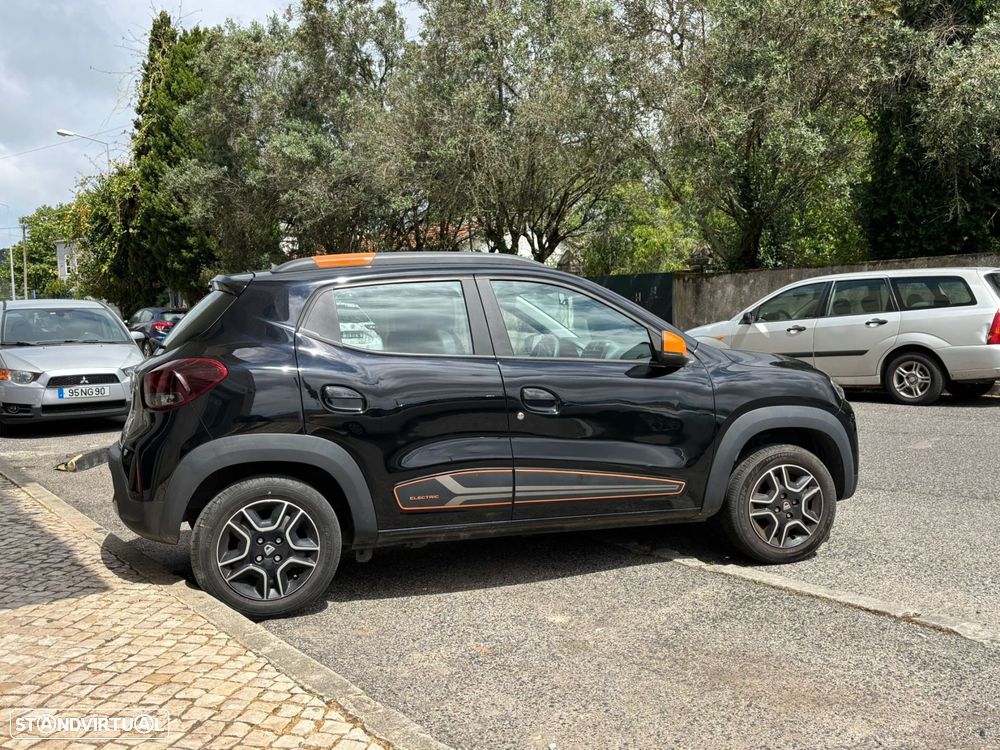 Dacia Spring - 10
