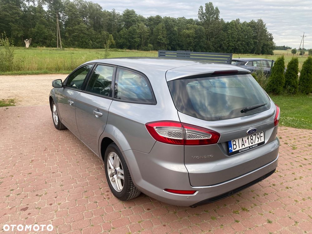 Ford Mondeo - 22