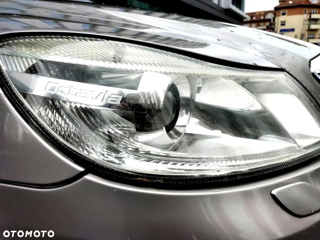 Skoda Octavia 2.0 TDI Ambiente - 25