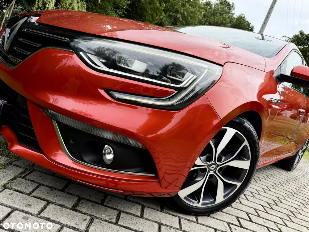 Renault Megane ENERGY TCe 130 Start & Stop LIMITED - 36