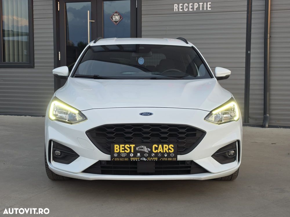 Ford Focus 1.5 EcoBoost ST-Line - 12