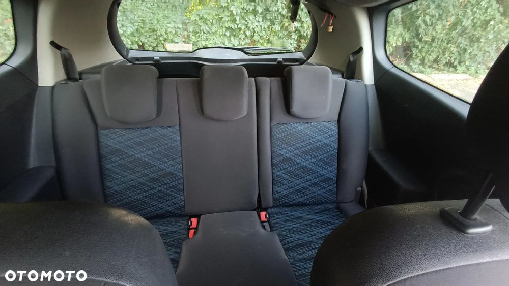 Renault Clio - 36