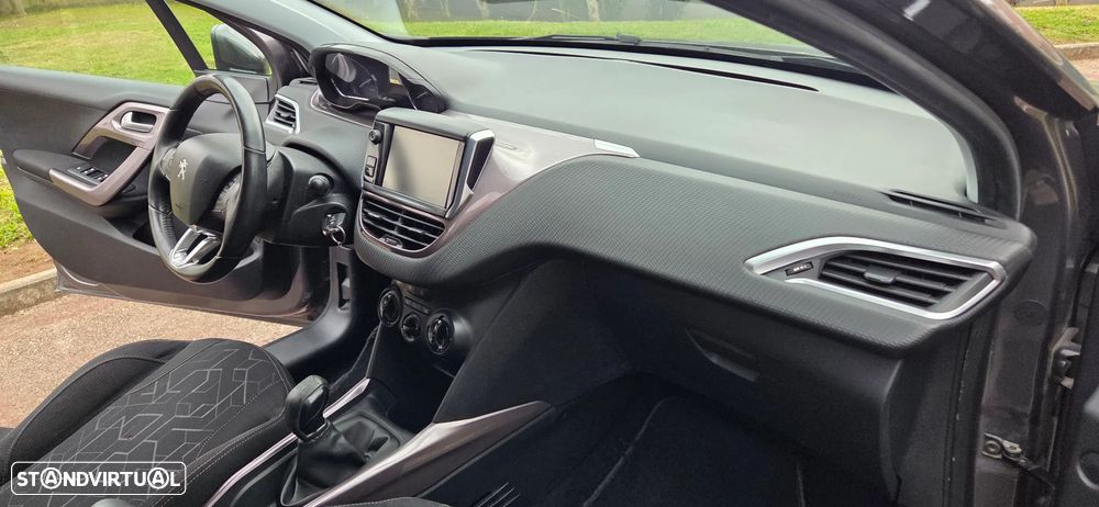 Peugeot 2008 1.4 HDi Active - 15