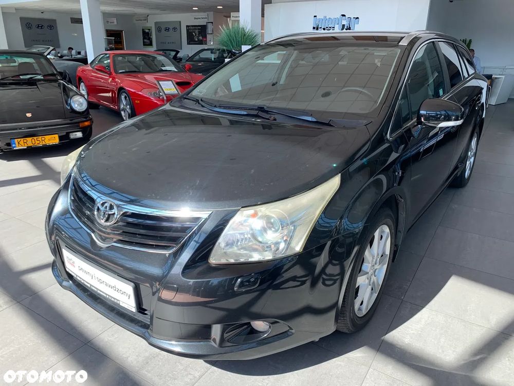 Toyota Avensis - 22