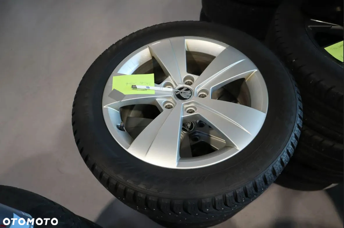 Skoda Superb Combi 2.0 TDI DSG Premium Edition - 19