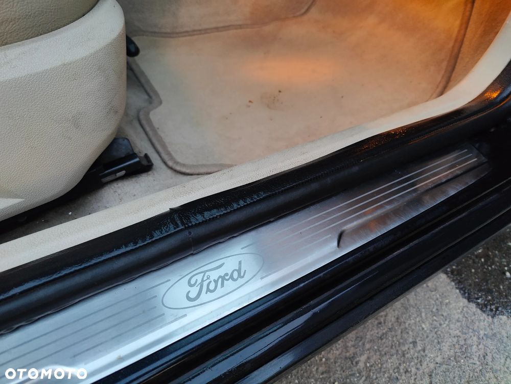Ford Mondeo 2.0 Titanium - 13
