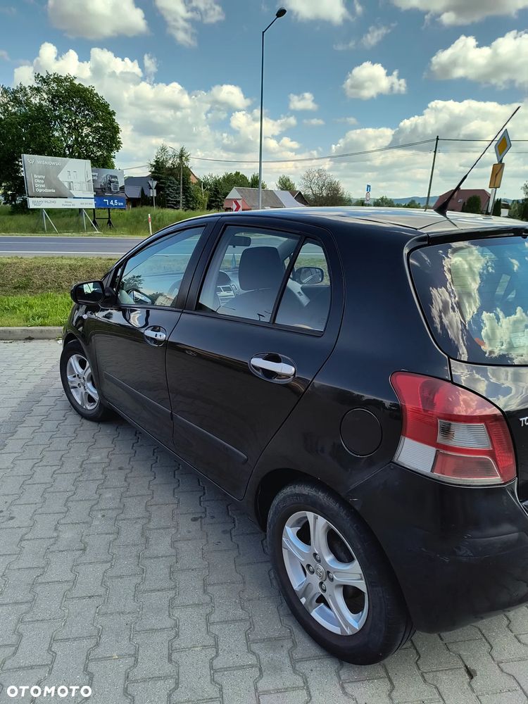 Toyota Yaris 1.4 D-4D Active - 6
