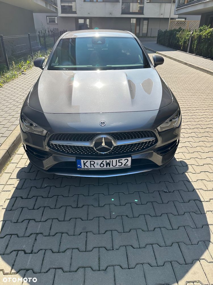 Mercedes-Benz CLA 180 Edition 1 7G-DCT - 24