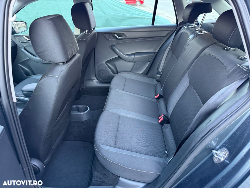 Skoda RAPID 1.6 TDI Elegance - 5