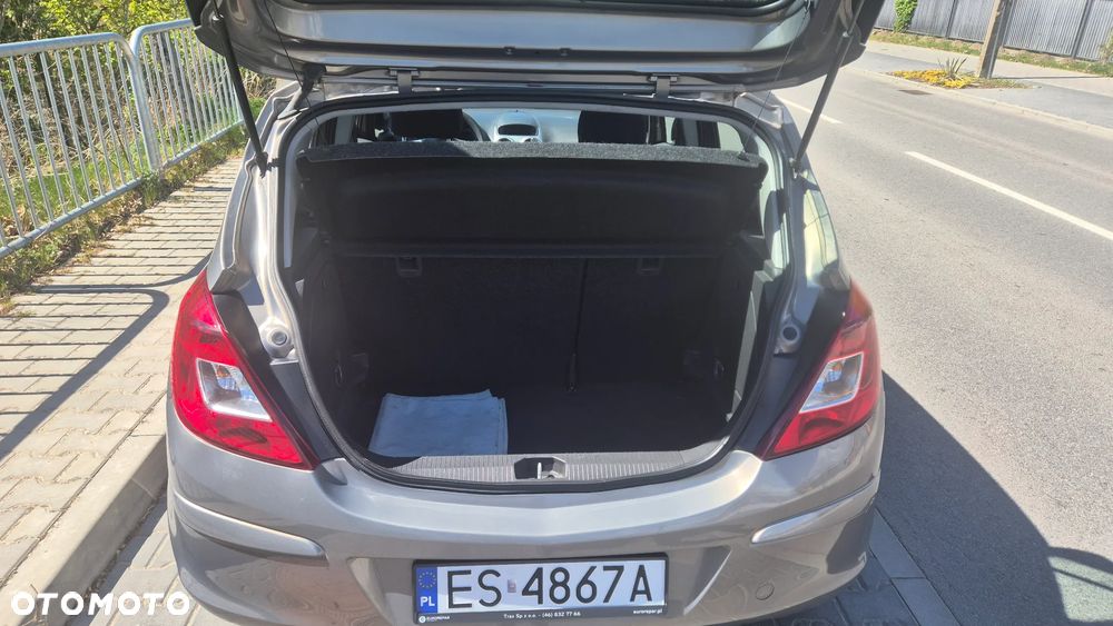 Opel Corsa 1.2 16V Enjoy - 5