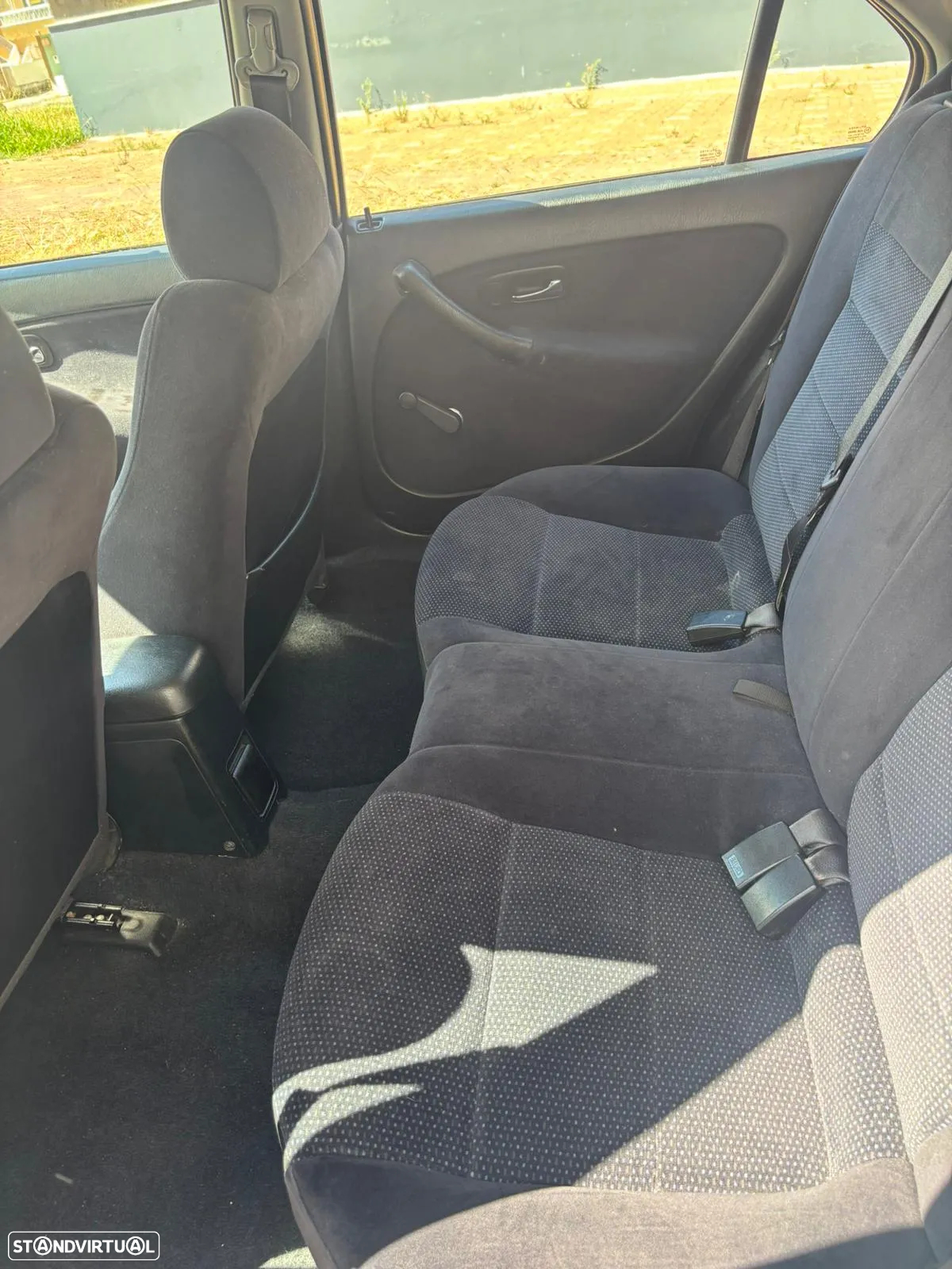 Honda Civic Aerodeck 1.4i S - 10